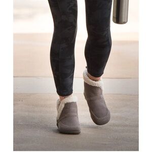 Xero Shoes Ashland Hemp Faux Shearling Casual Barefoot Boot